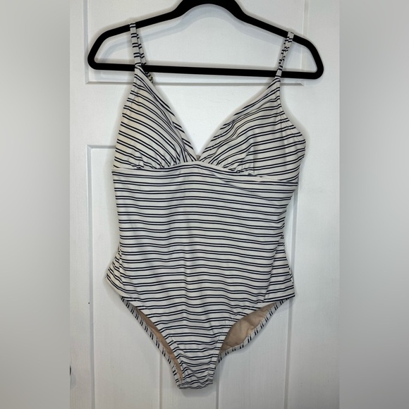 Kona sol size large one piece bathing suit - Picture 1 of 9